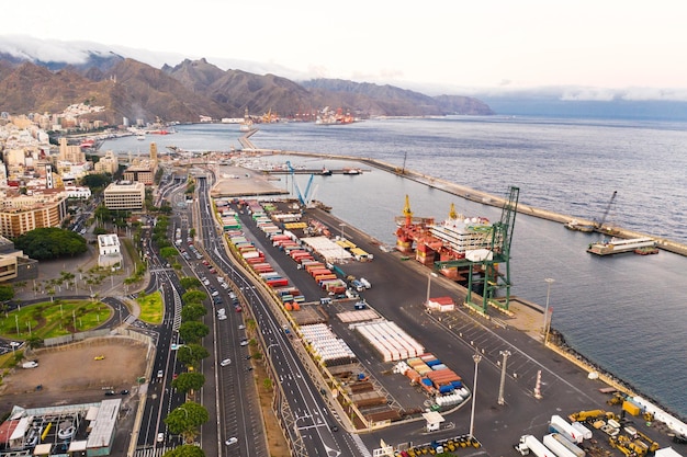 Vue depuis la hauteur de la capitale de Tenerife Santa Cruz de Tenerife Canaries Espagne