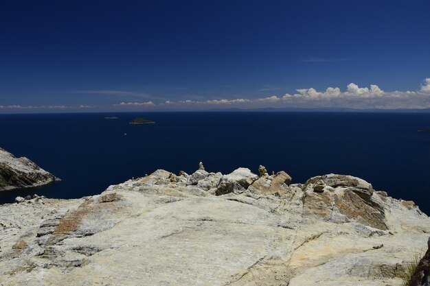 Vue depuis Isla Del Sol Île du Soleil sur le lac Titicaca Bolivie Amérique du Sud