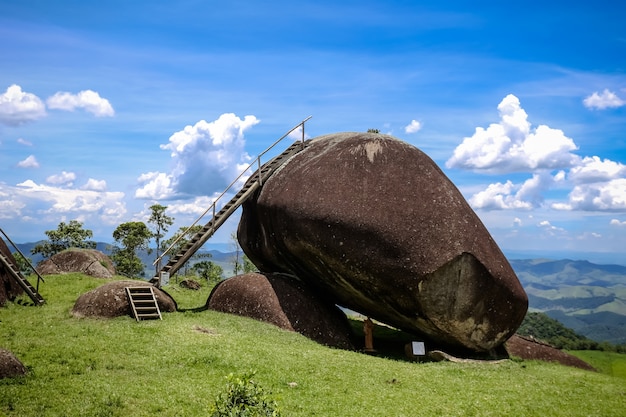 Vue depuis la Pedra do Porquinho dans le Minas Gerais