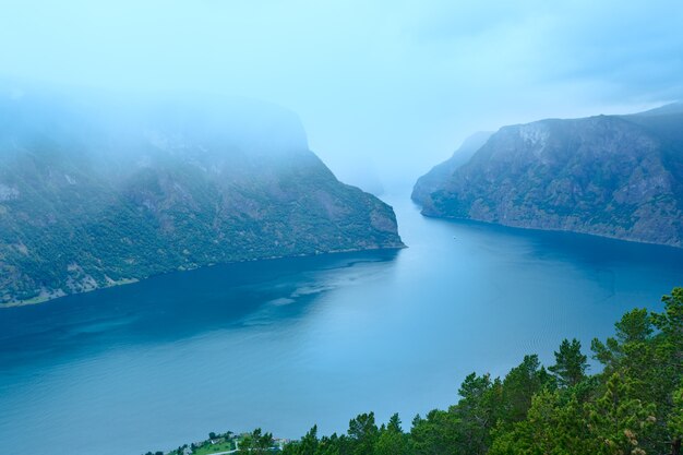 Vue depuis le point de vue de Stegastein (Aurland, Sogn og Fjordane, Norvège)