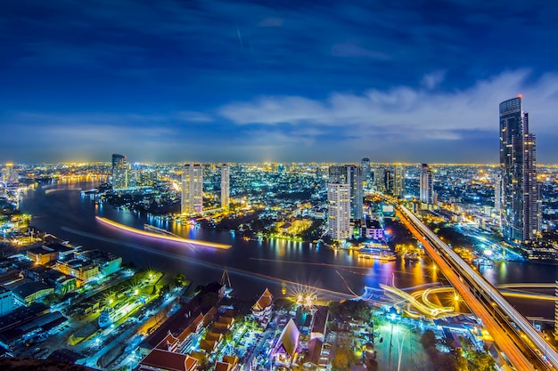 Vue depuis la tour unique de Sathorn le dernier jour, la ville de Bangkok