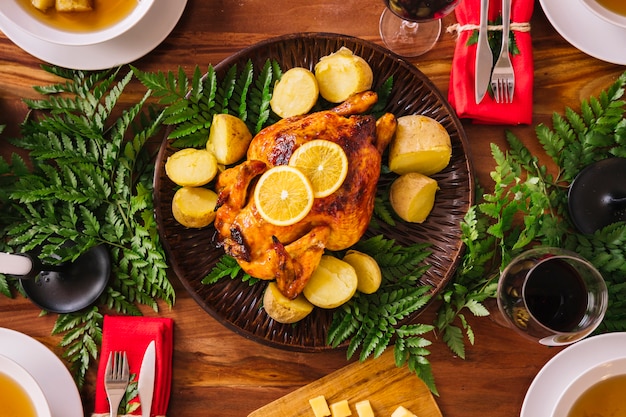 Vue de dessus d&#39;un délicieux dîner de Noël