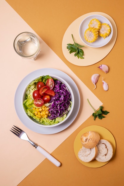 Photo vue de dessus délicieux repas végétarien