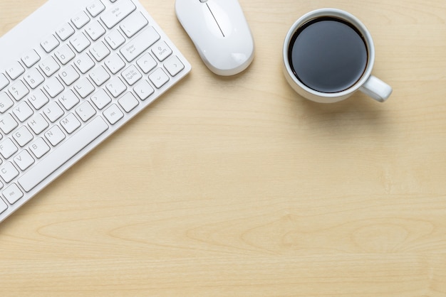 Vue de dessus de l'espace de travail de bureau