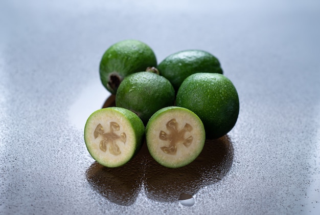 vue de dessus fruits feijoa