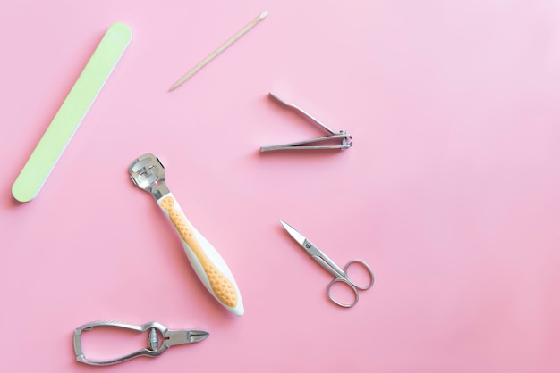 Photo vue de dessus des outils à ongles