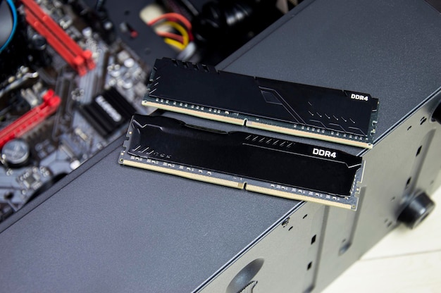 Vue de dessus de la RAM ddr4 de l'ordinateur