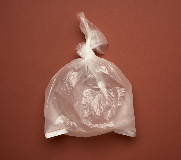 Vue de dessus sur un sac en plastique transparent vierge