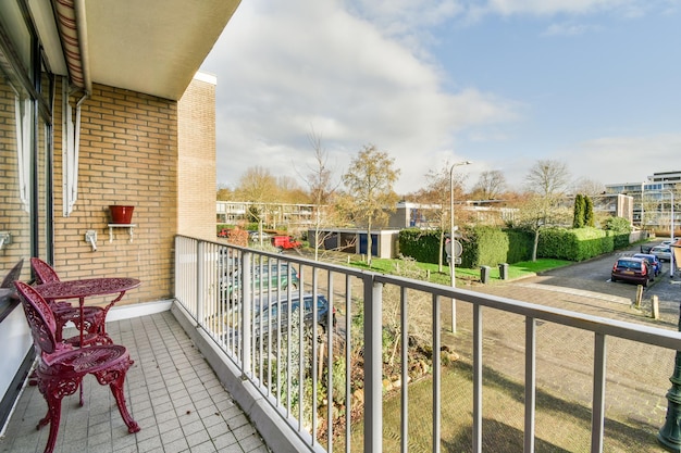 Vue du bâtiment d'en face depuis le balcon