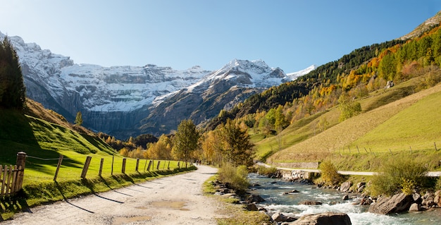 Vue du cirque de Gavarnie, Hautes-Pyrénées, France