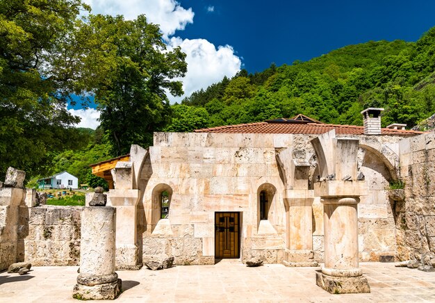 Vue du monastère de Haghartsine dans la province de Tavush en Arménie