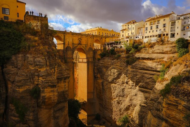 Vue du nouveau pont Puente Nuevo dans la province de Ronda à Malaga, en Espagne