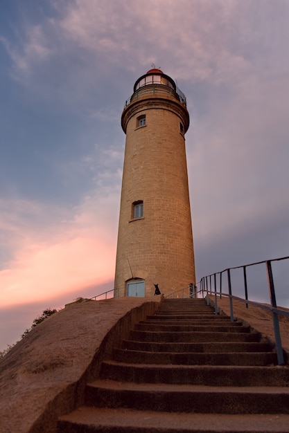 Vue du phare et des escaliers