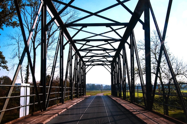 Photo vue du pont sur un ciel dégagé