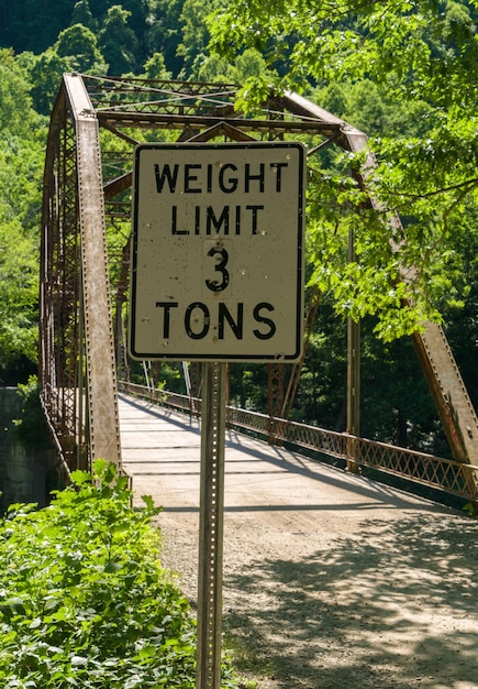 Vue du pont de Jenkinsburg sur la rivière Cheat