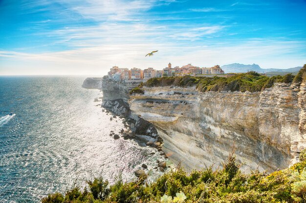 Vue étonnante de la vieille ville de Bonifacio