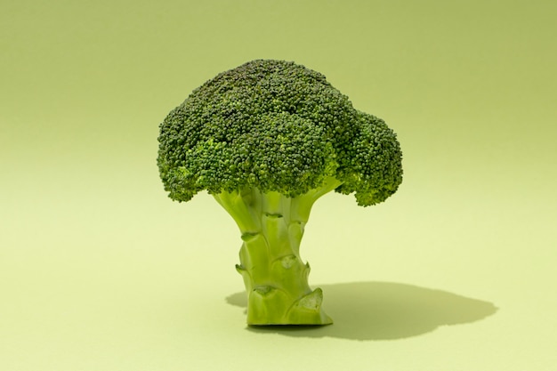 Vue de face d'un brocoli