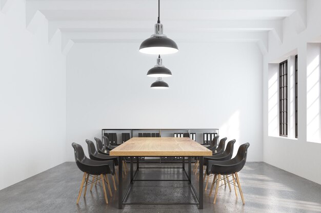 Vue de face d'une salle de conférence avec de nombreuses fenêtres, un mur blanc vierge, une longue table entourée de chaises. rendu 3d, maquette