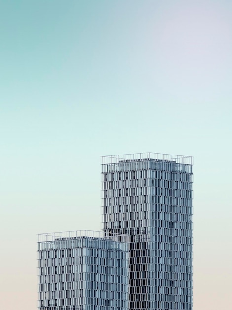 Vue à faible angle d'un bâtiment moderne contre un ciel clair