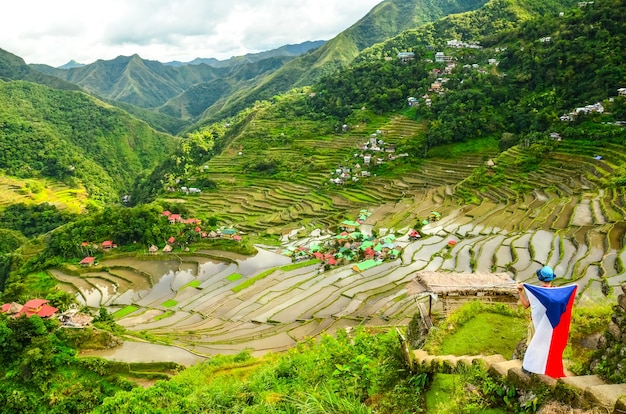 Vue fascinante sur les rizières en terrasses de Batad