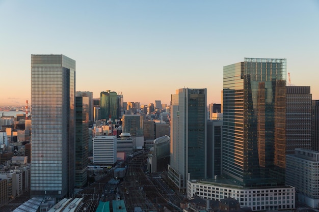 Photo vue sur la gare de tokyo, au japon