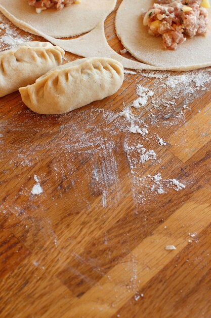 Photo vue à haut angle des biscuits sur la table