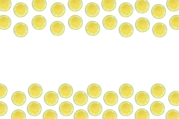 Photo vue à haut angle du papier jaune sur fond blanc