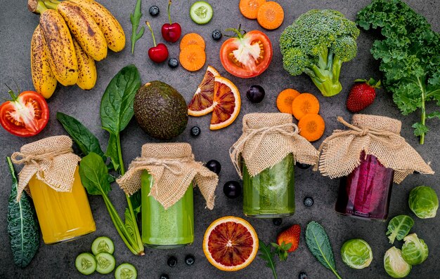 Photo vue à haut angle des fruits et légumes