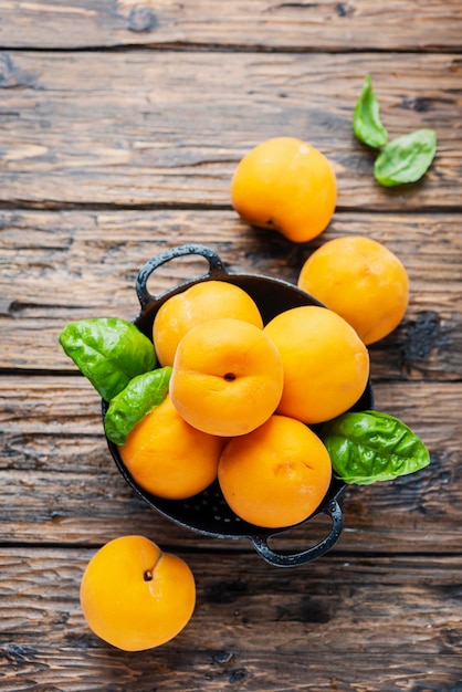 Photo vue à haut angle des fruits sur la table