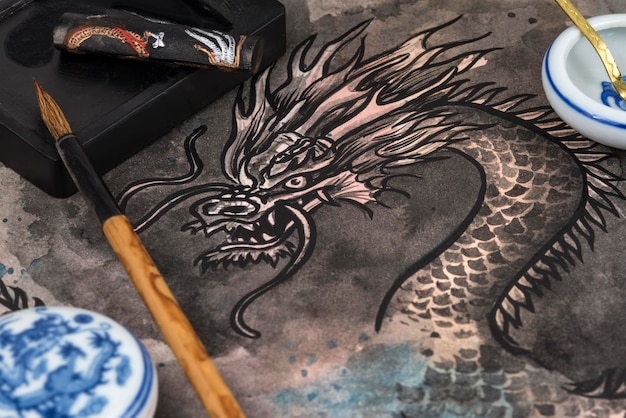 Vue à haut angle de la peinture du dragon