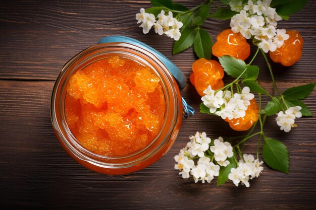 Vue de haut de la délicieuse marmelade d'orange