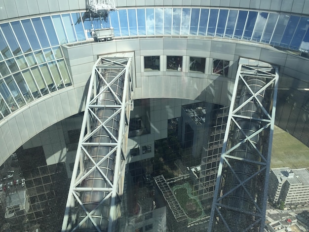 Photo vue en haut de l'immeuble de l'umeda