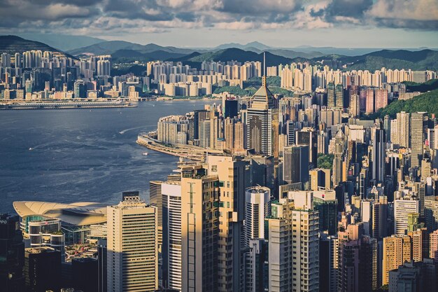 Photo vue haute angle du paysage urbain contre le ciel