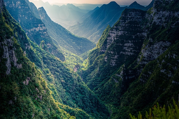 Vue haute angle des montagnes