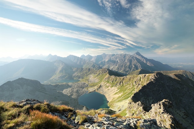 Vue sur les hauts sommets des Carpates