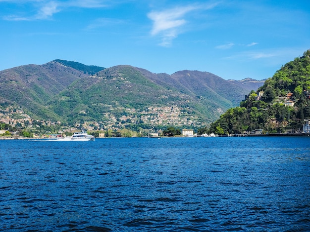 Vue HDR du lac de Côme