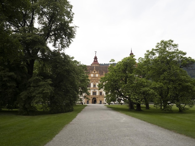 Vue historique de château d'Eggenberg de Graz