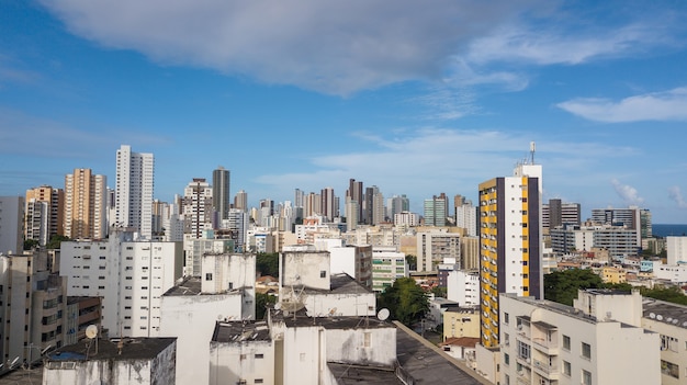 Vue sur l'horizon des bâtiments de la ville