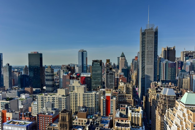 Vue de l'horizon de la ville de New York depuis le centre de Manhattan