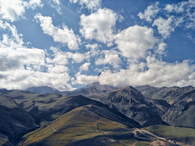 Vue imprenable sur les montagnes