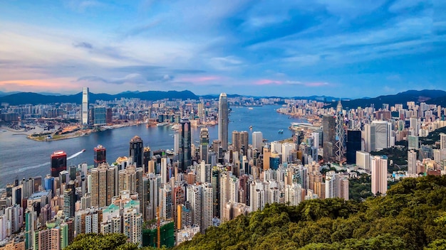 Vue Imprenable Sur Les Toits De La Ville De Hong Kong Depuis Le Pic Victoria, Chine