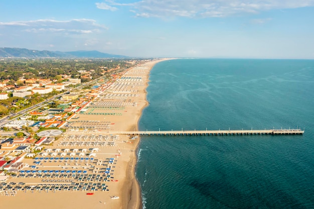 Vue sur la jetée de Forte dei Marmi