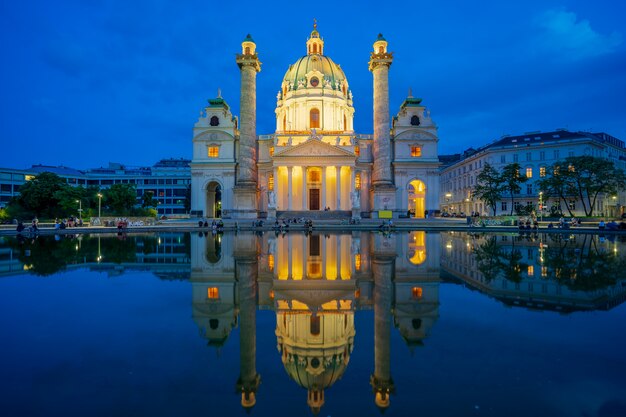 Vue, de, Karlskirche, église, soir, dans, Vienne, ville, autriche