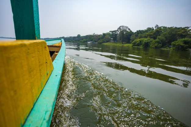 Vue sur la lagune de Yarinacocha à Pucallpa