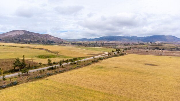 Vue magnifique sur la route des Andes péruviennes à Cusco. Pérou