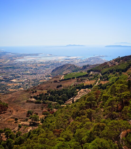 Vue sur la mer depuis Erice