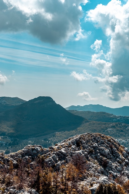 Photo vue de la montagne près de kotor