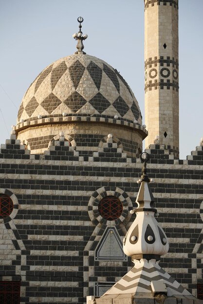 Photo vue de la mosquée dans la ville