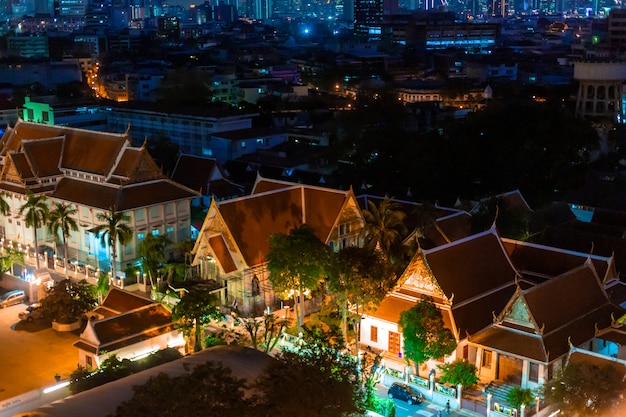 Vue de nuit sur la ville de Bangkok