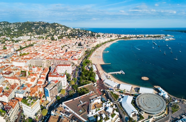 Vue panoramique aérienne de Cannes France